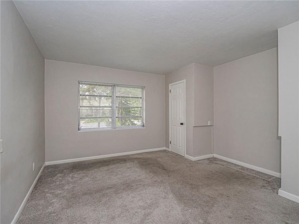 677 Royal Palm Boulevard, Unit 12, Vero Beach, FL 32960 Photo