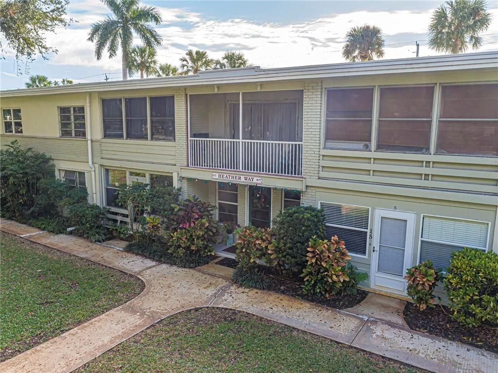 677 Royal Palm Boulevard, Unit 12, Vero Beach, FL 32960 Photo