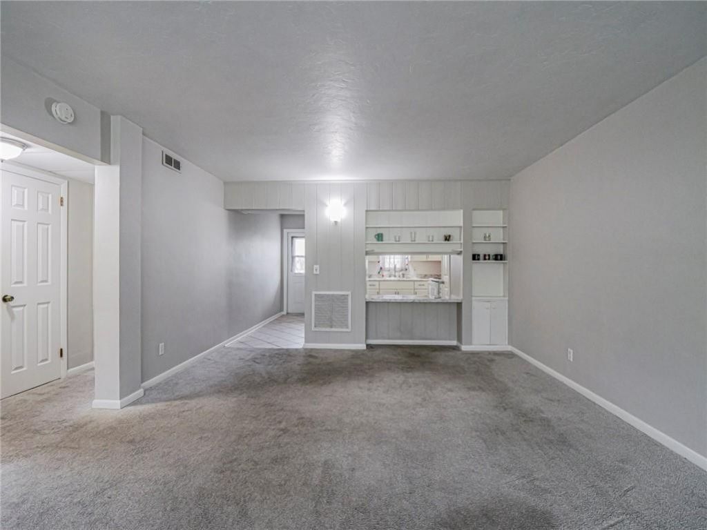 677 Royal Palm Boulevard, Unit 12, Vero Beach, FL 32960 Photo