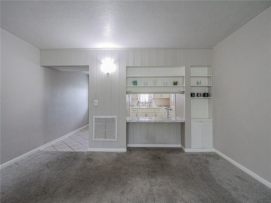 677 Royal Palm Boulevard, Unit 12, Vero Beach, FL 32960 Photo