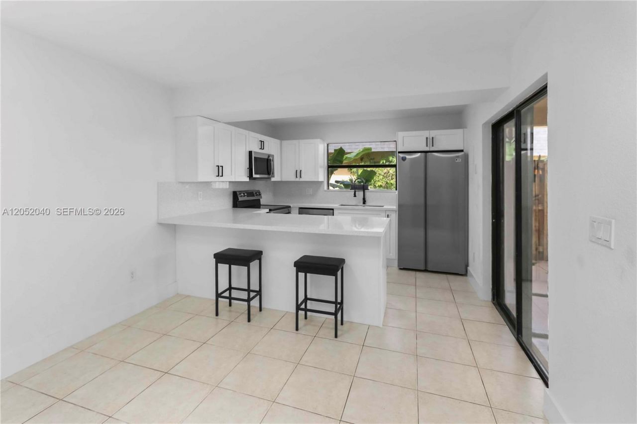 14213 SW 94th Cir Ln , Unit 104-8, Miami, FL 33186 Photo