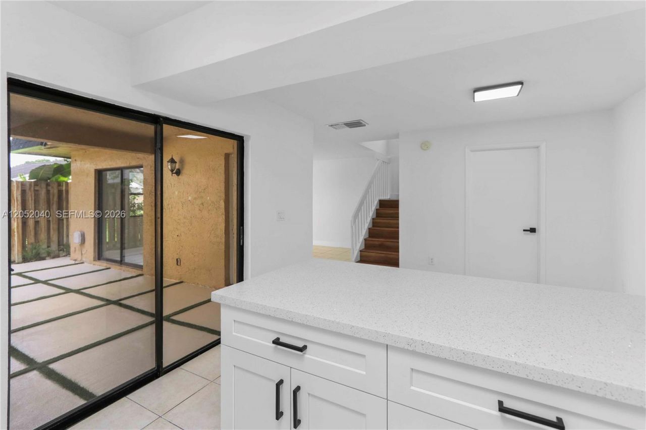 14213 SW 94th Cir Ln , Unit 104-8, Miami, FL 33186 Photo