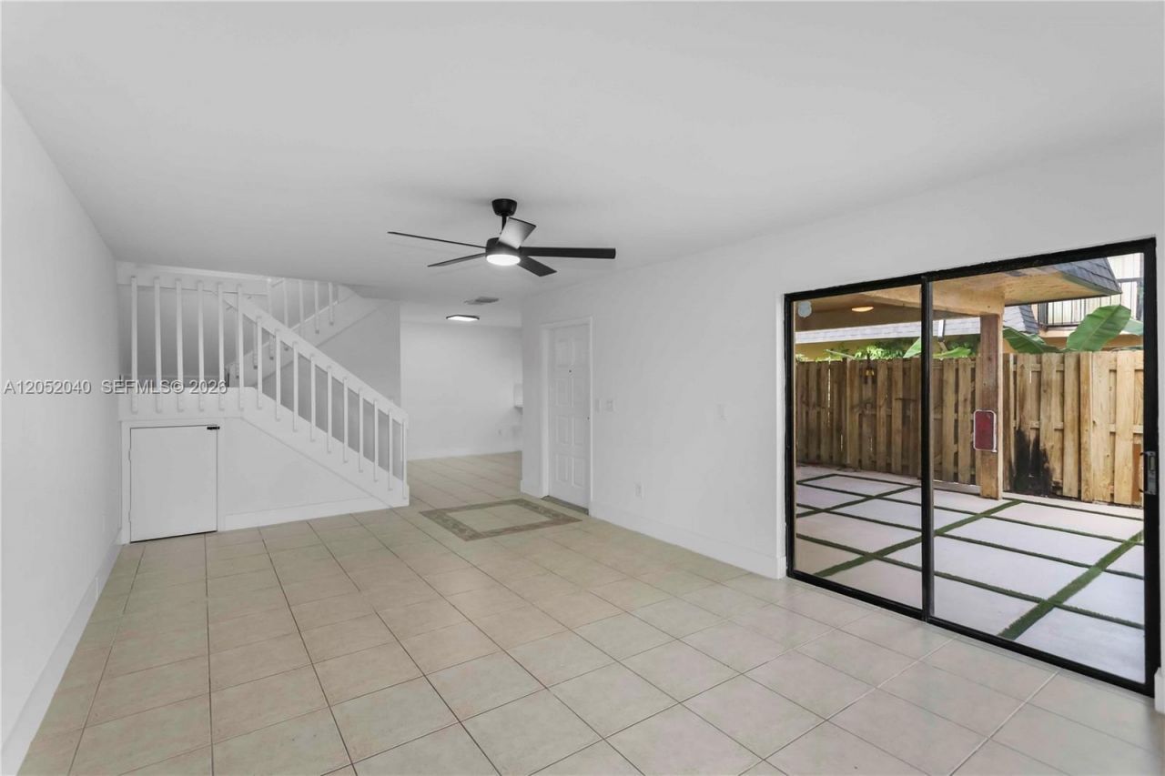14213 SW 94th Cir Ln , Unit 104-8, Miami, FL 33186 Photo
