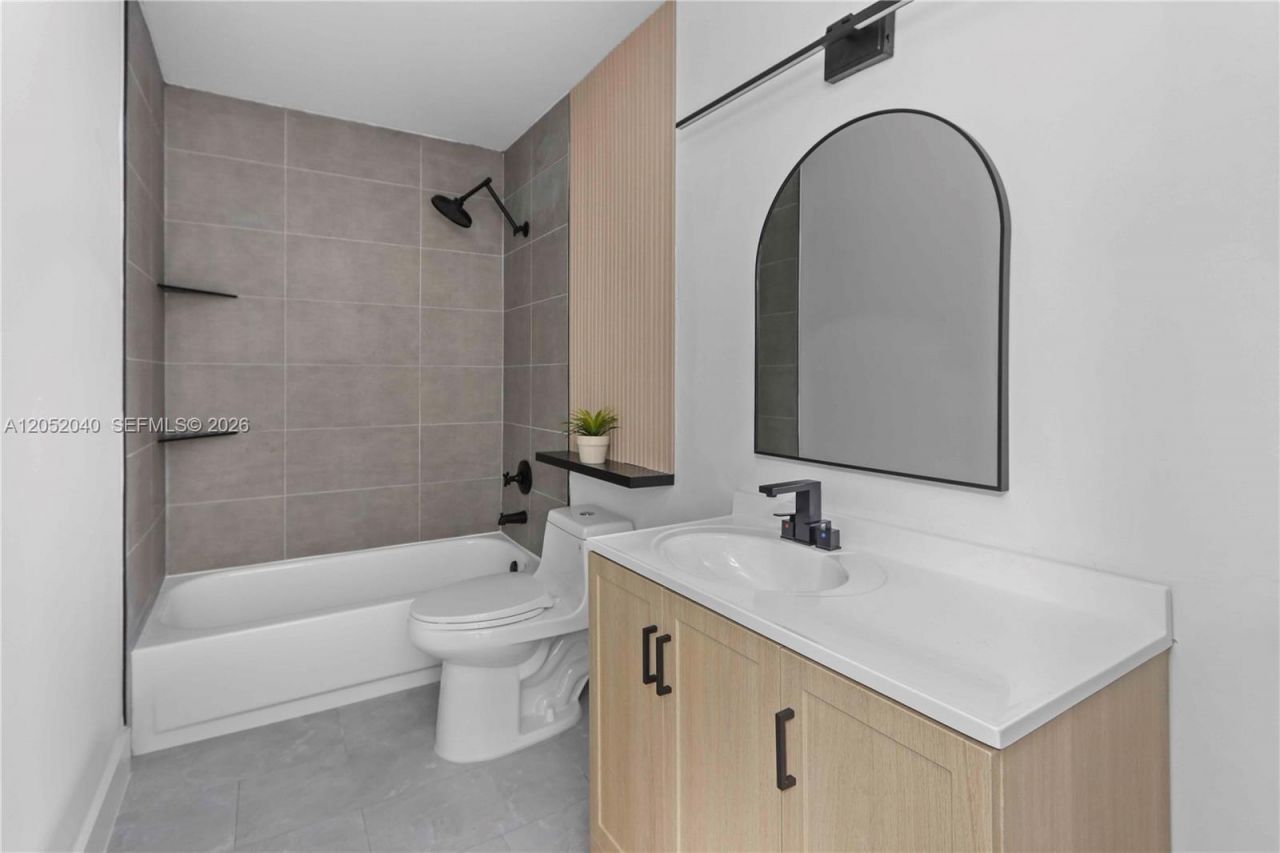 14213 SW 94th Cir Ln , Unit 104-8, Miami, FL 33186 Photo