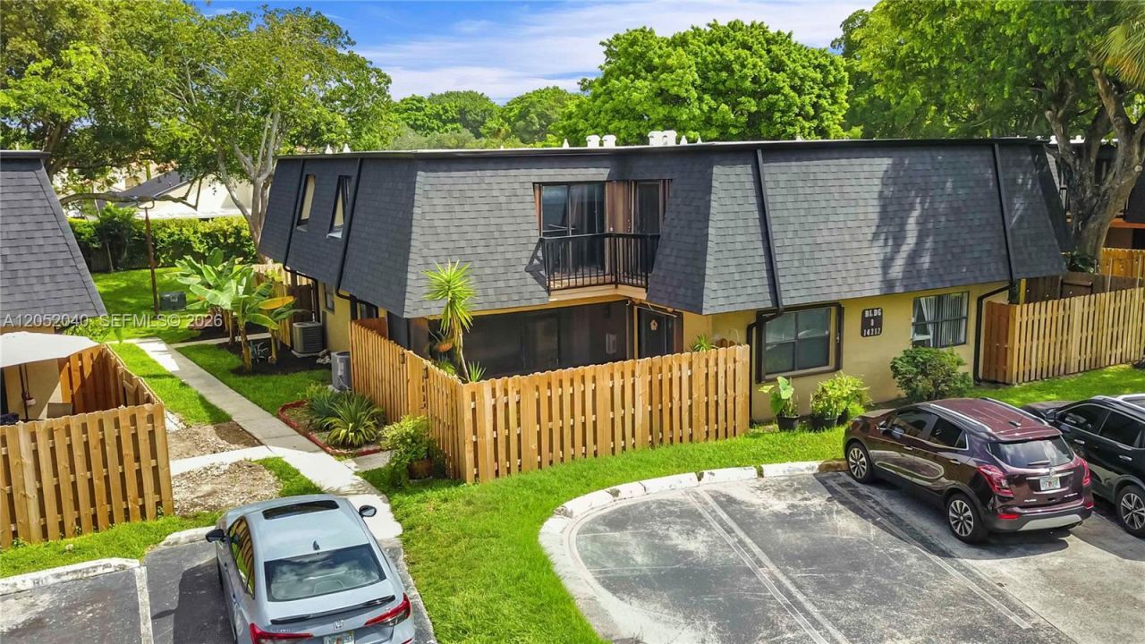14213 SW 94th Cir Ln , Unit 104-8, Miami, FL 33186 Photo