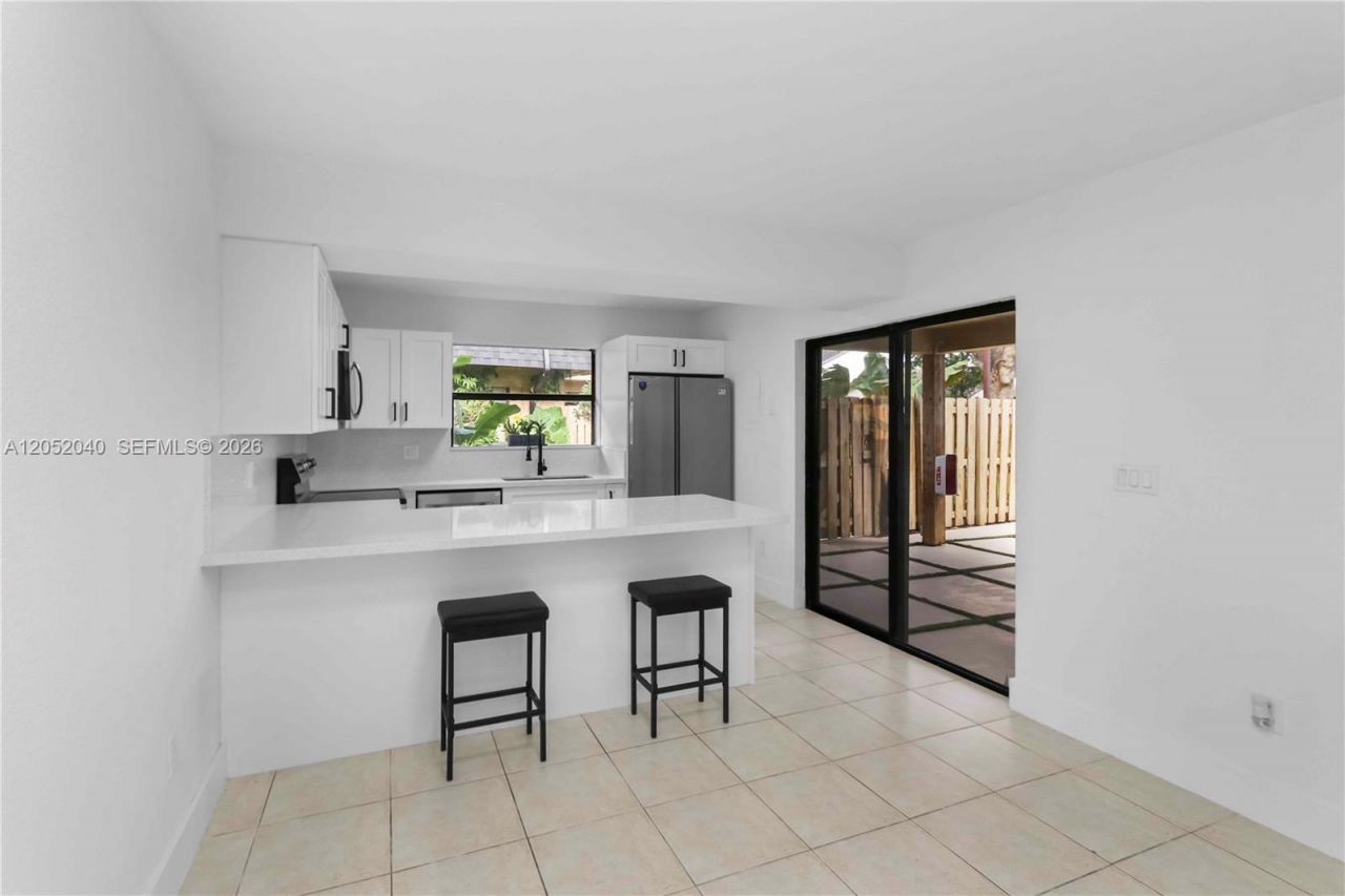 14213 SW 94th Cir Ln , Unit 104-8, Miami, FL 33186 Photo