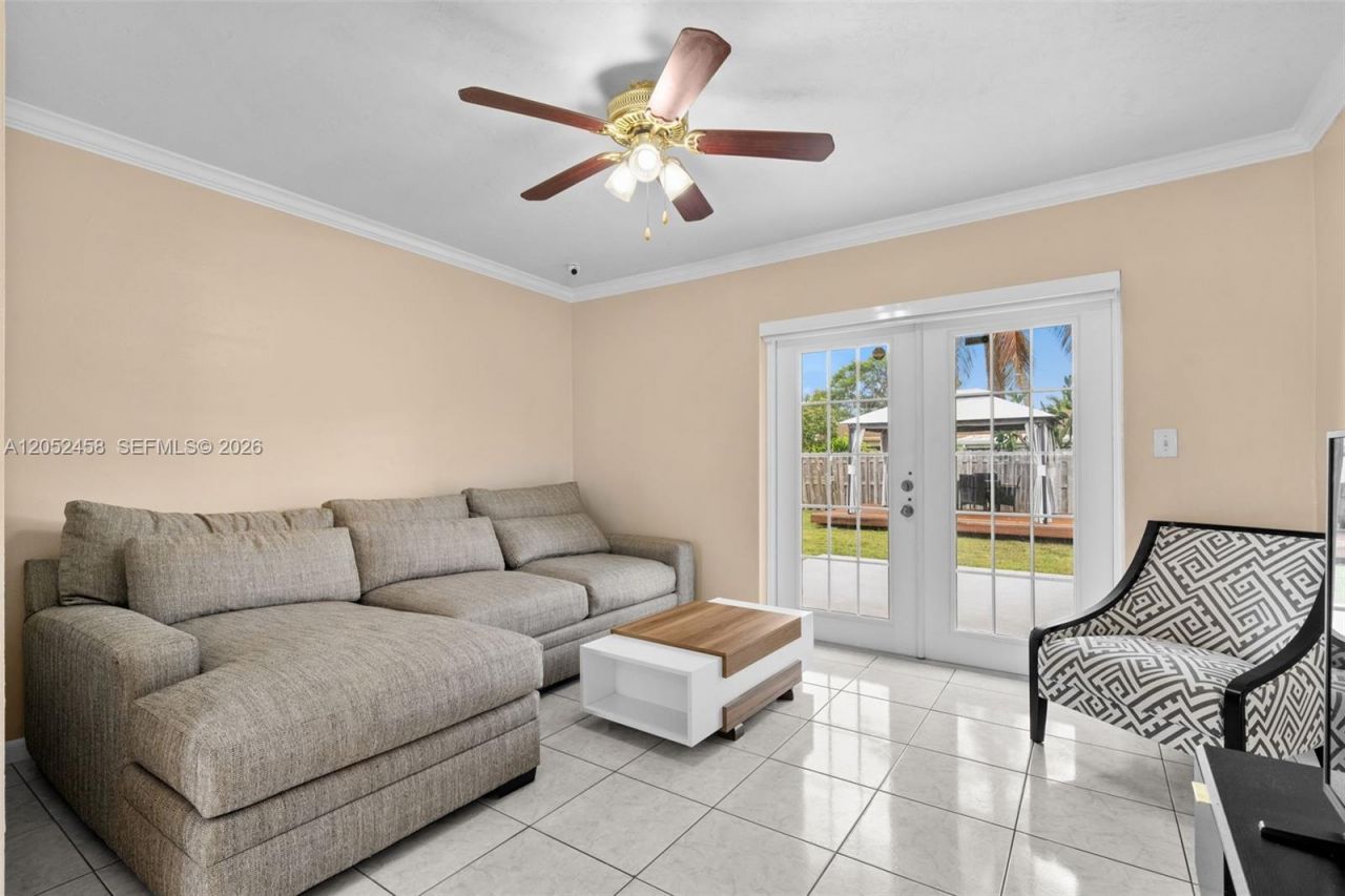10761 SW 153rd St , Miami, FL 33157 Photo