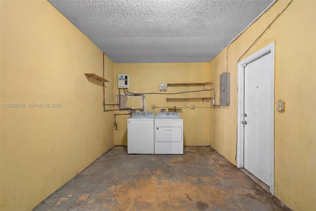 10761 SW 153rd St , Miami, FL 33157 Photo