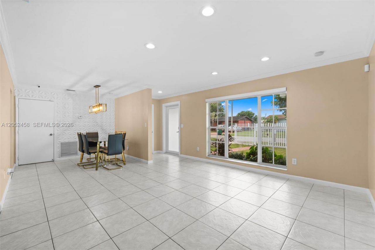 10761 SW 153rd St , Miami, FL 33157 Photo