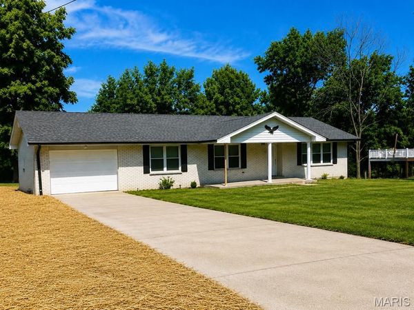 635 Lonedell Road , Arnold, MO 63010
