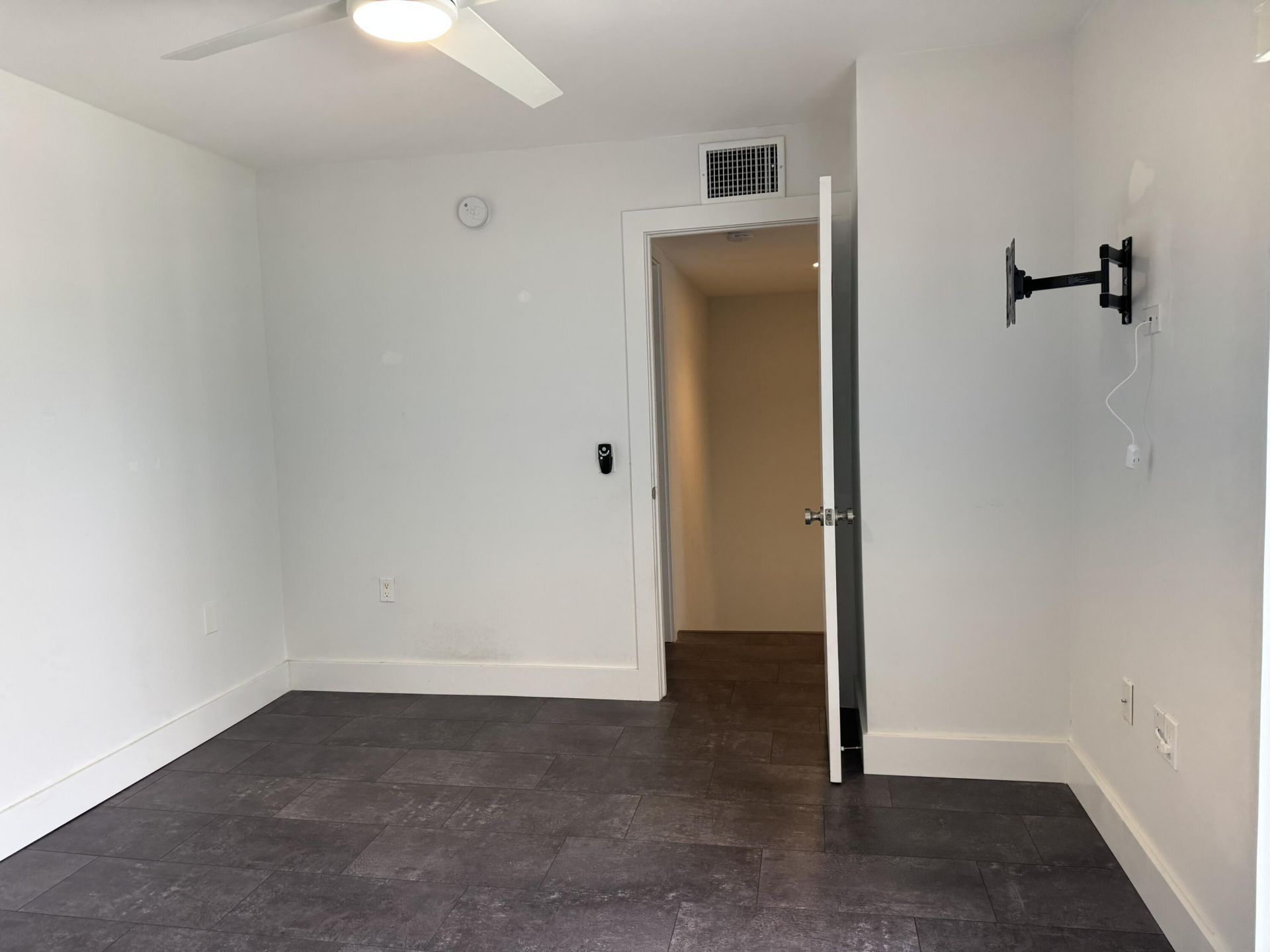 4709 47th Way, West Palm Beach, FL 33407 Photo