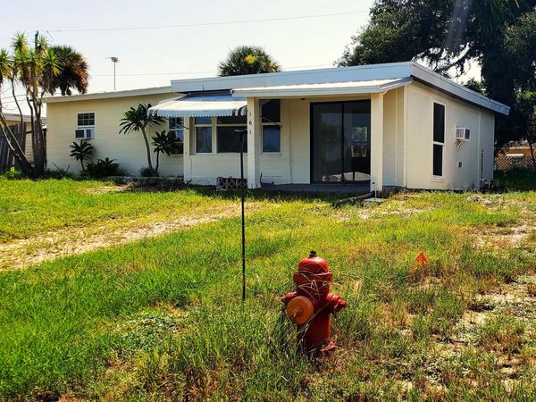 161 SW 6th Court SW, Vero Beach, FL 32962