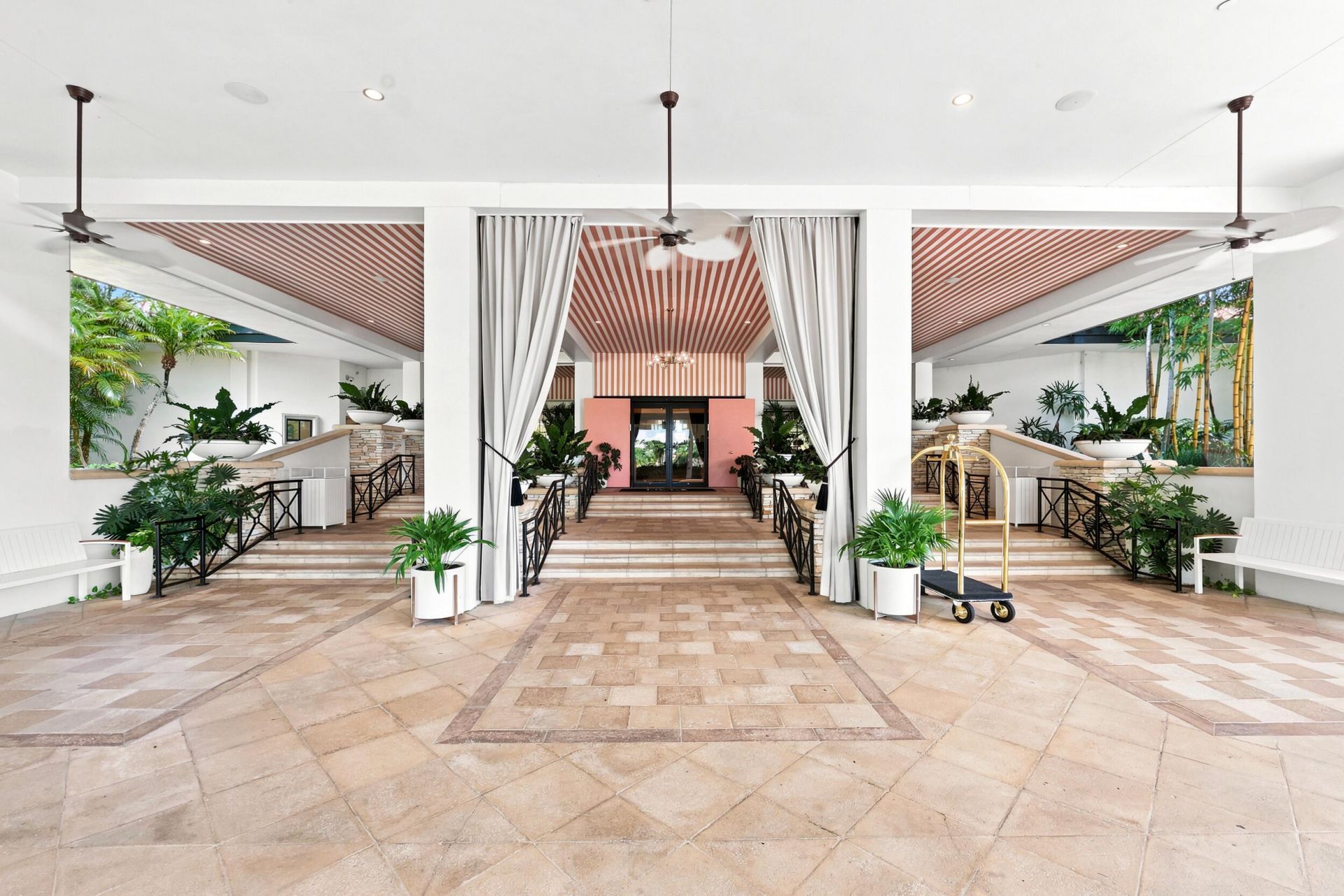 2 Monterey Pointe Drive, Palm Beach Gardens, FL 33418 Photo