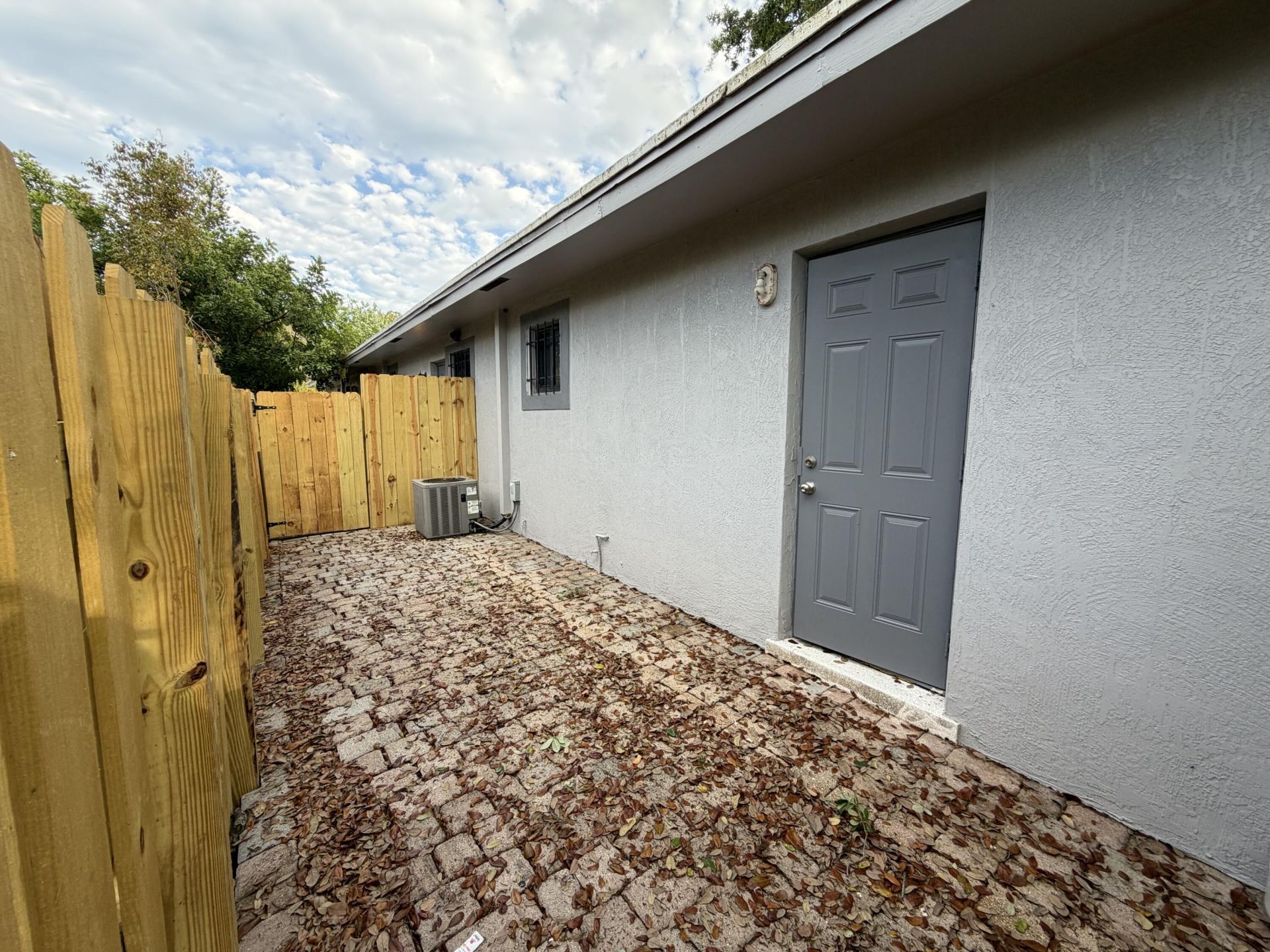 1023 NW 1st Avenue, Unit Apt.4, Fort Lauderdale, FL 33311 Photo