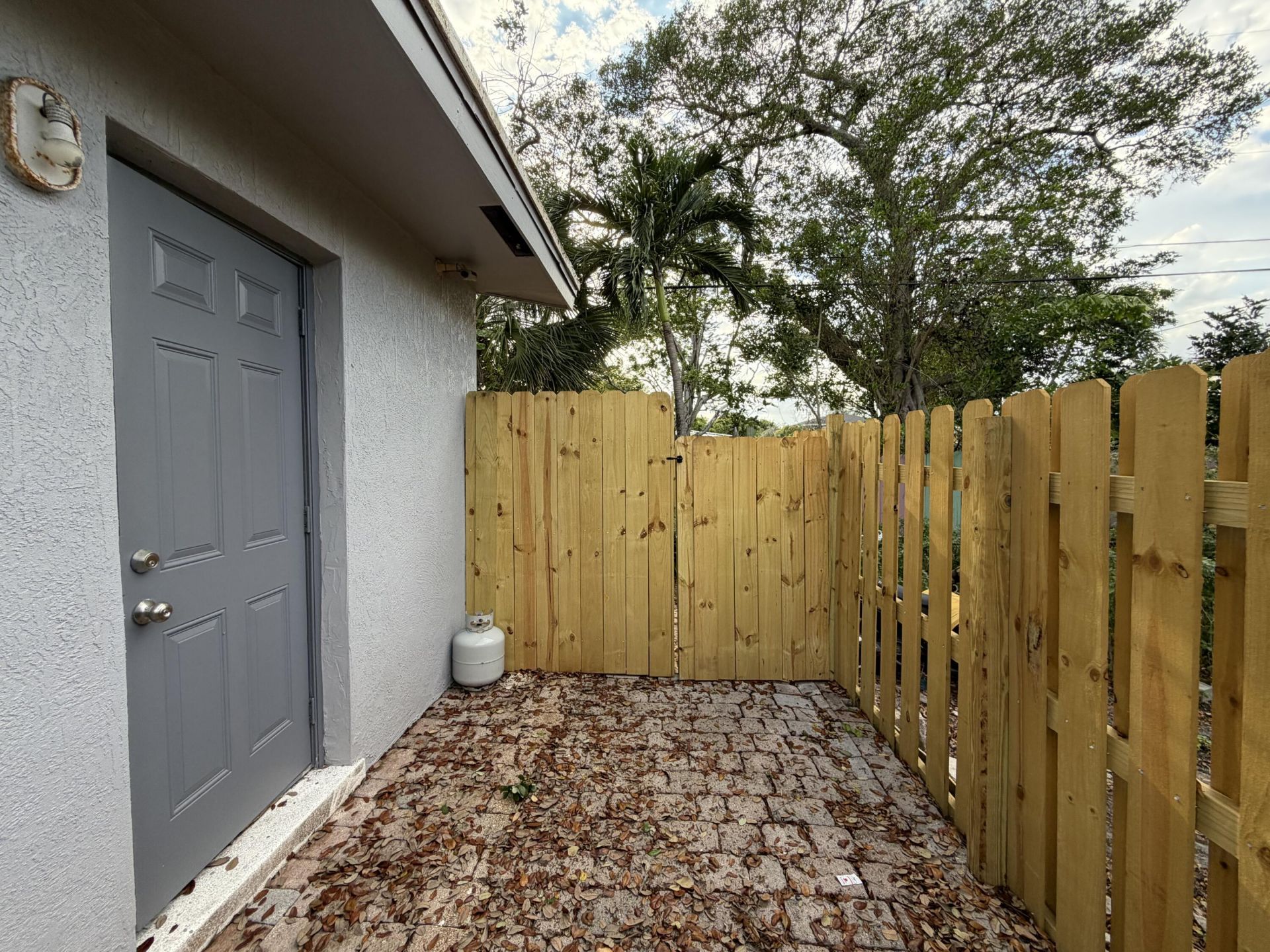 1023 NW 1st Avenue, Unit Apt.4, Fort Lauderdale, FL 33311 Photo