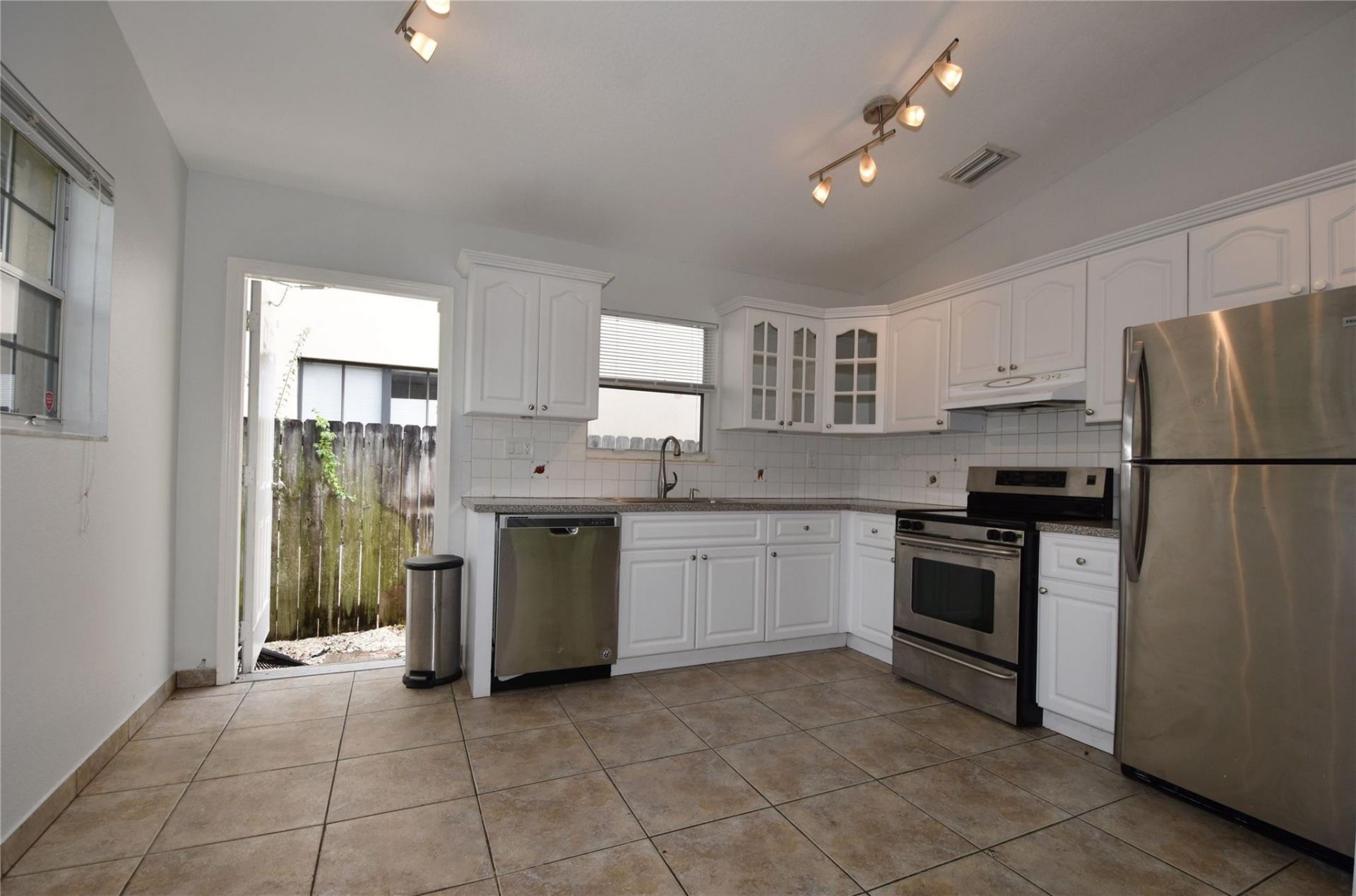 501 SW 17th Street, Unit 1-2, Fort Lauderdale, FL 33315 Photo