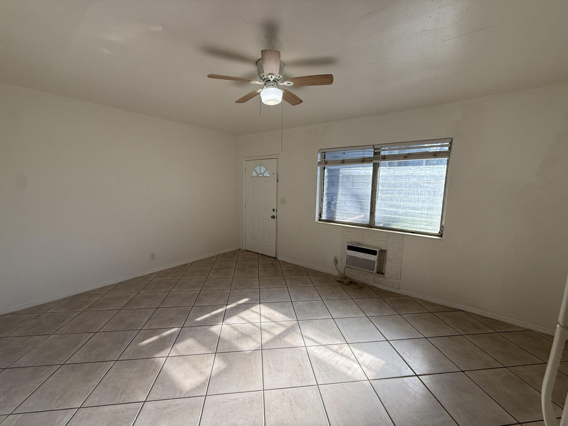 6014 Fillmore Street, Unit 4e, Hollywood, FL 33024 Photo