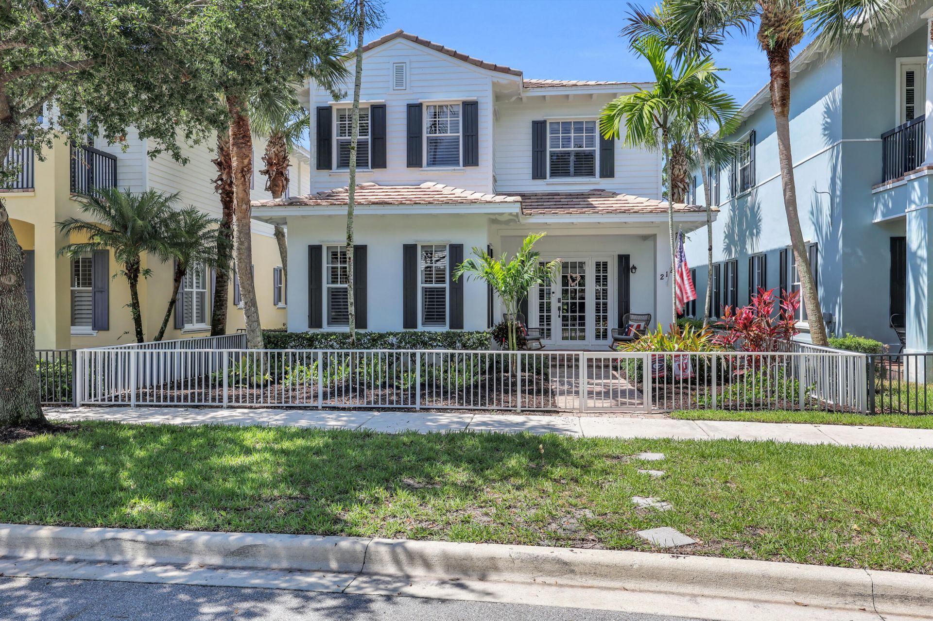 212 W Bay Cedar Circle, Jupiter, FL 33458 Photo