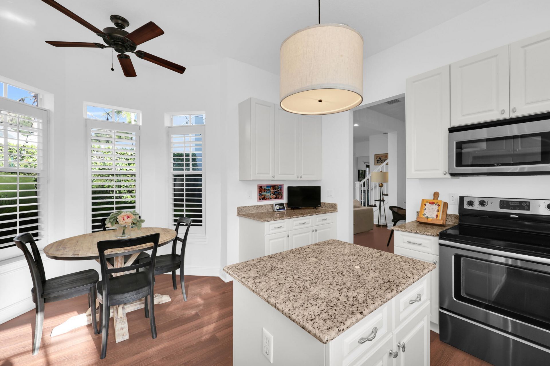 212 W Bay Cedar Circle, Jupiter, FL 33458 Photo