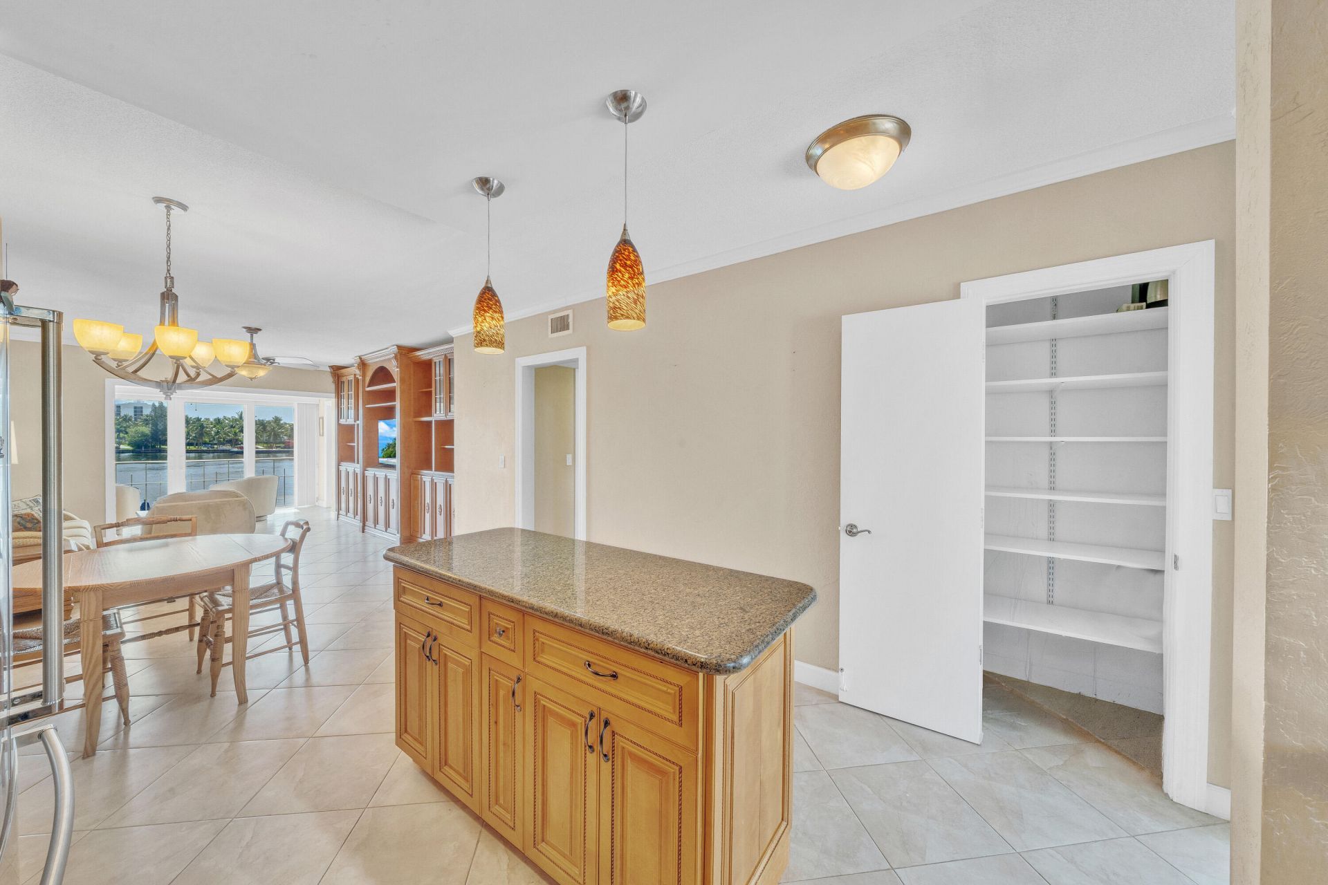 711 NE Harbour Terrace, Unit 409, Boca Raton, FL 33431 Photo