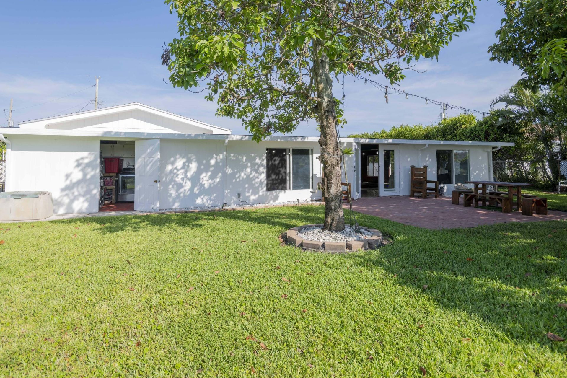 7951 W Lake Drive, Lake Clarke Shores, FL 33406 Photo