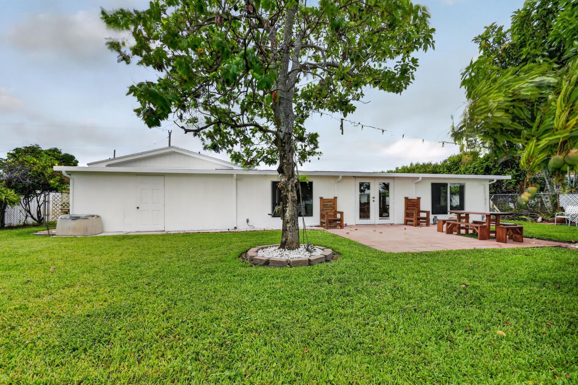 7951 W Lake Drive, Lake Clarke Shores, FL 33406 Photo
