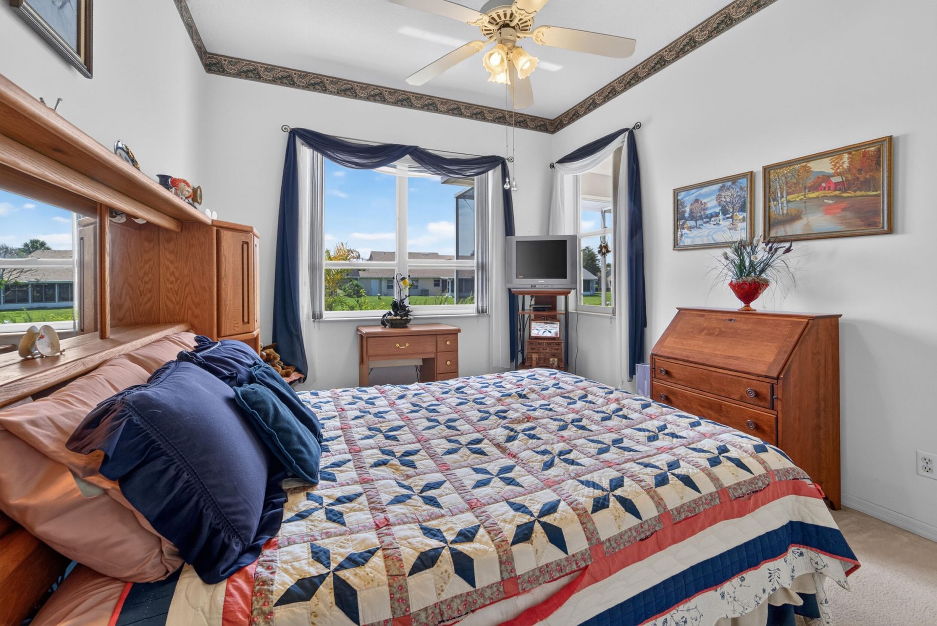 562 NW Lambrusco Drive, Port Saint Lucie, FL 34986 Photo
