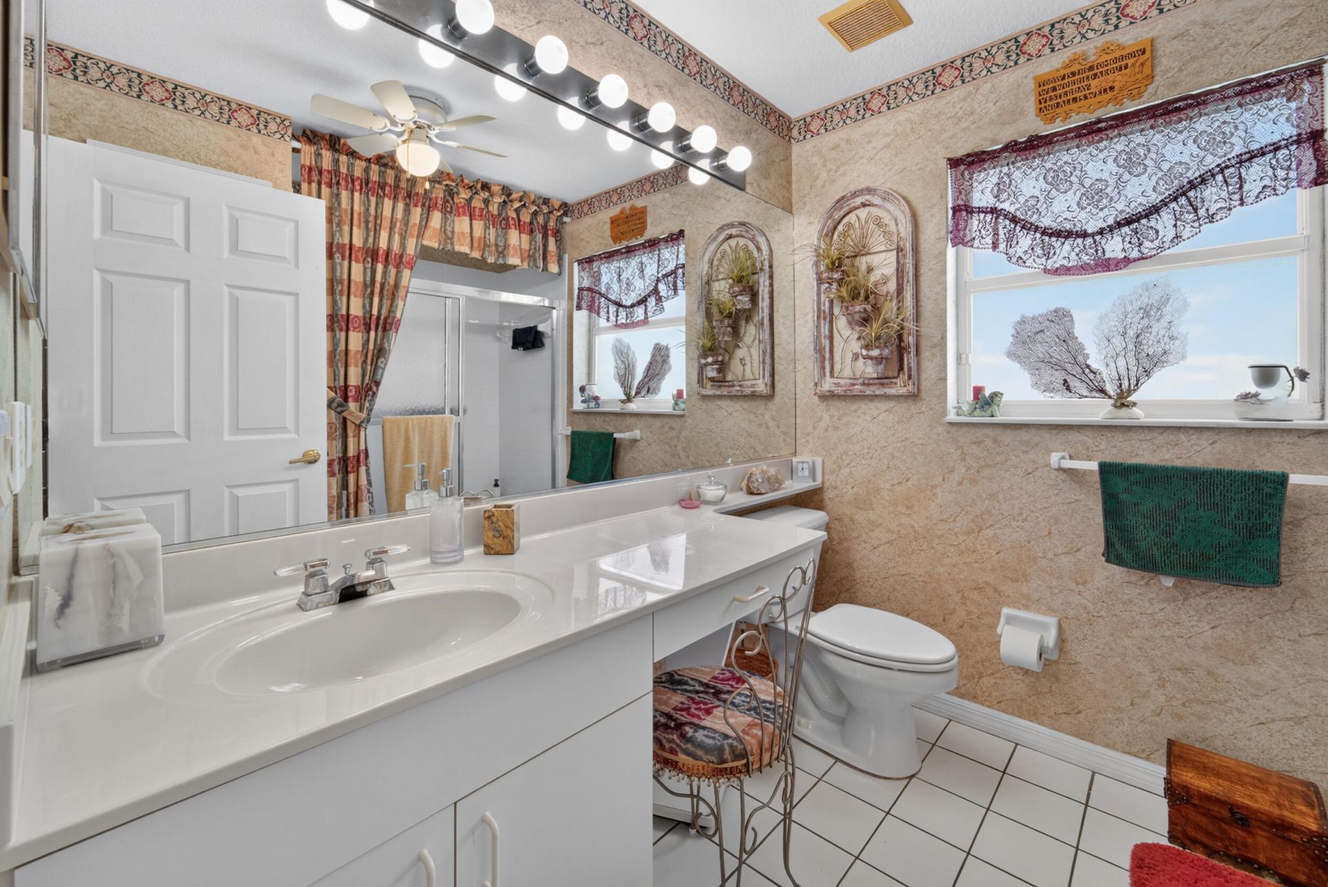 562 NW Lambrusco Drive, Port Saint Lucie, FL 34986 Photo