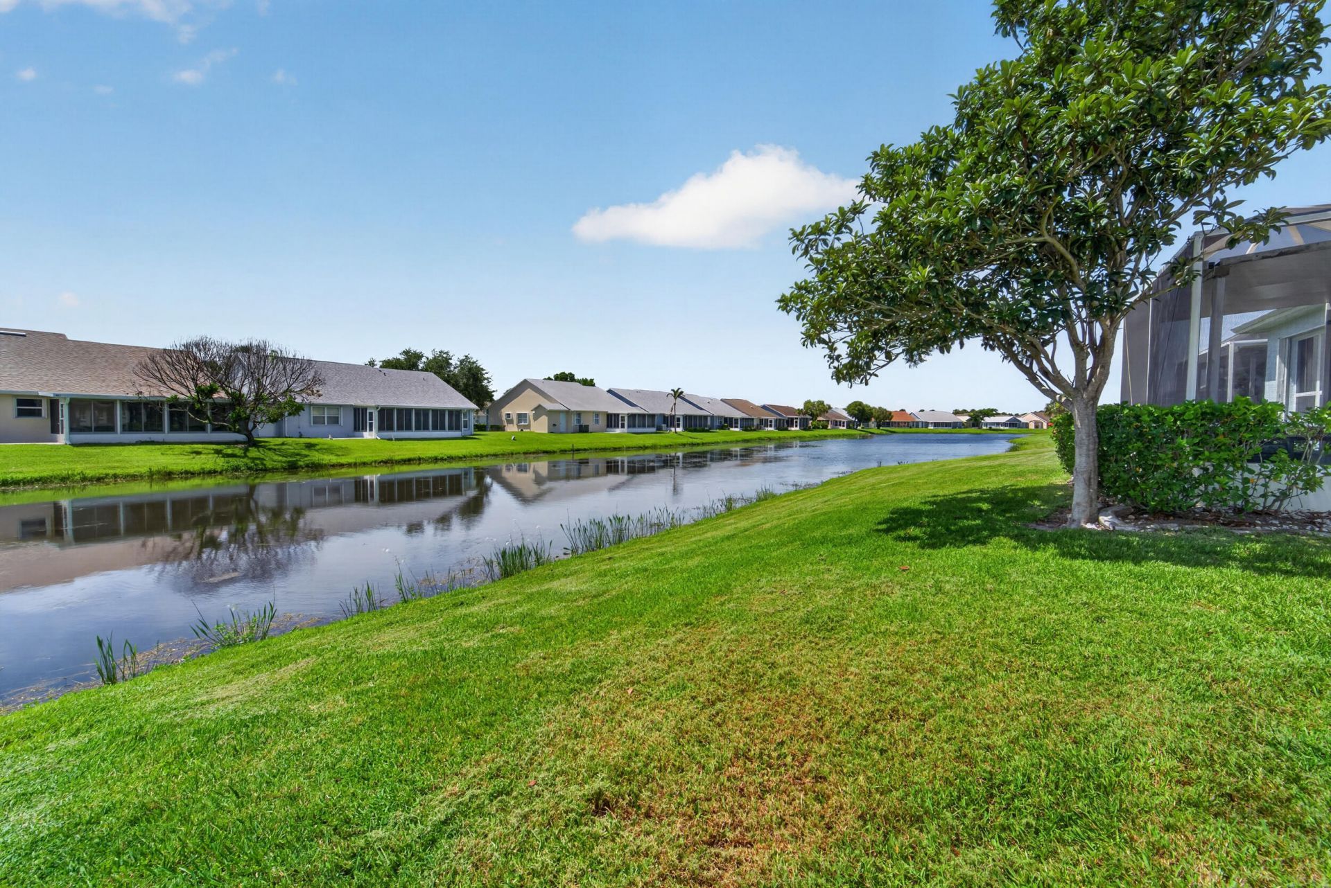562 NW Lambrusco Drive, Port Saint Lucie, FL 34986 Photo
