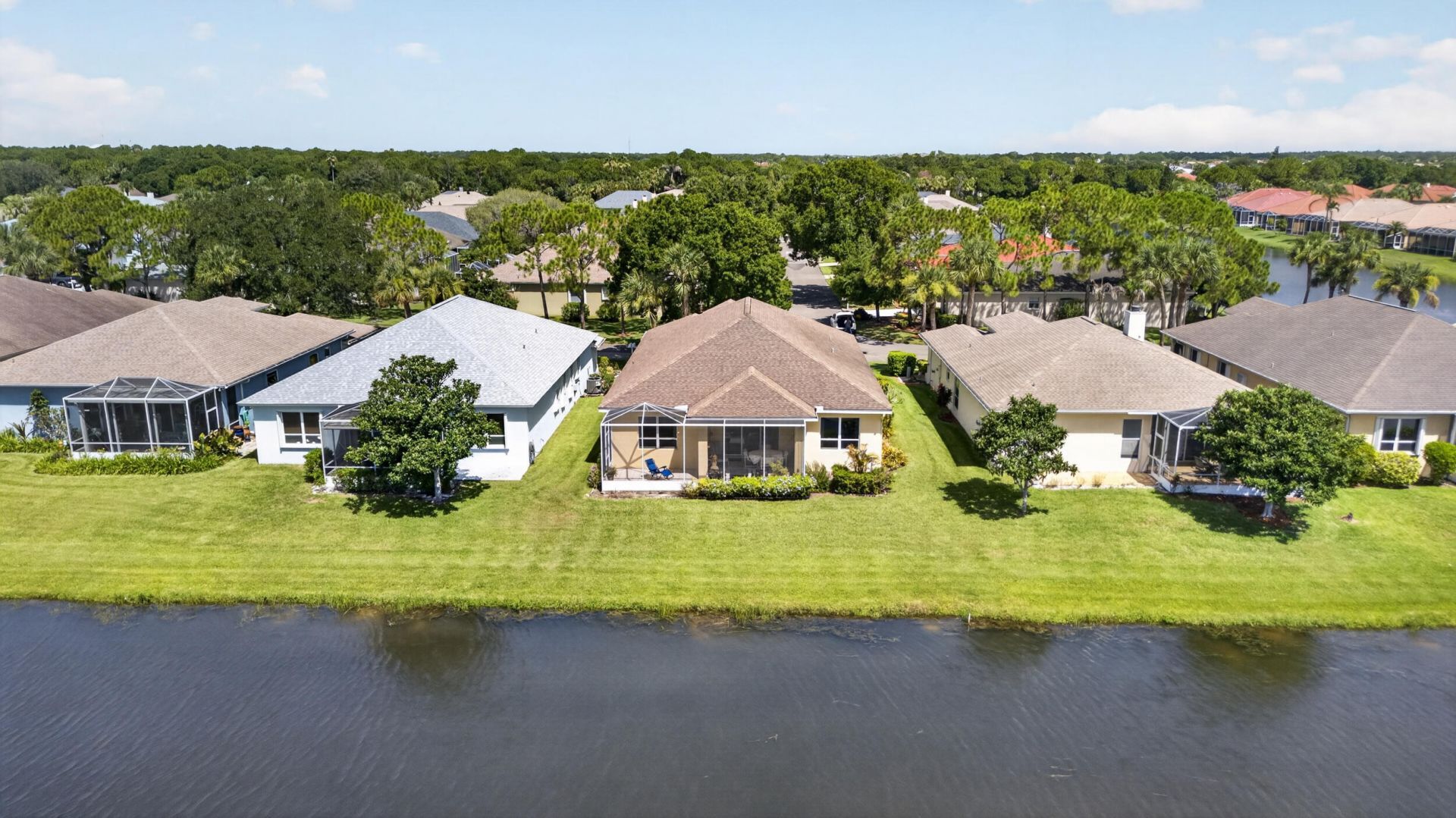 562 NW Lambrusco Drive, Port Saint Lucie, FL 34986 Photo