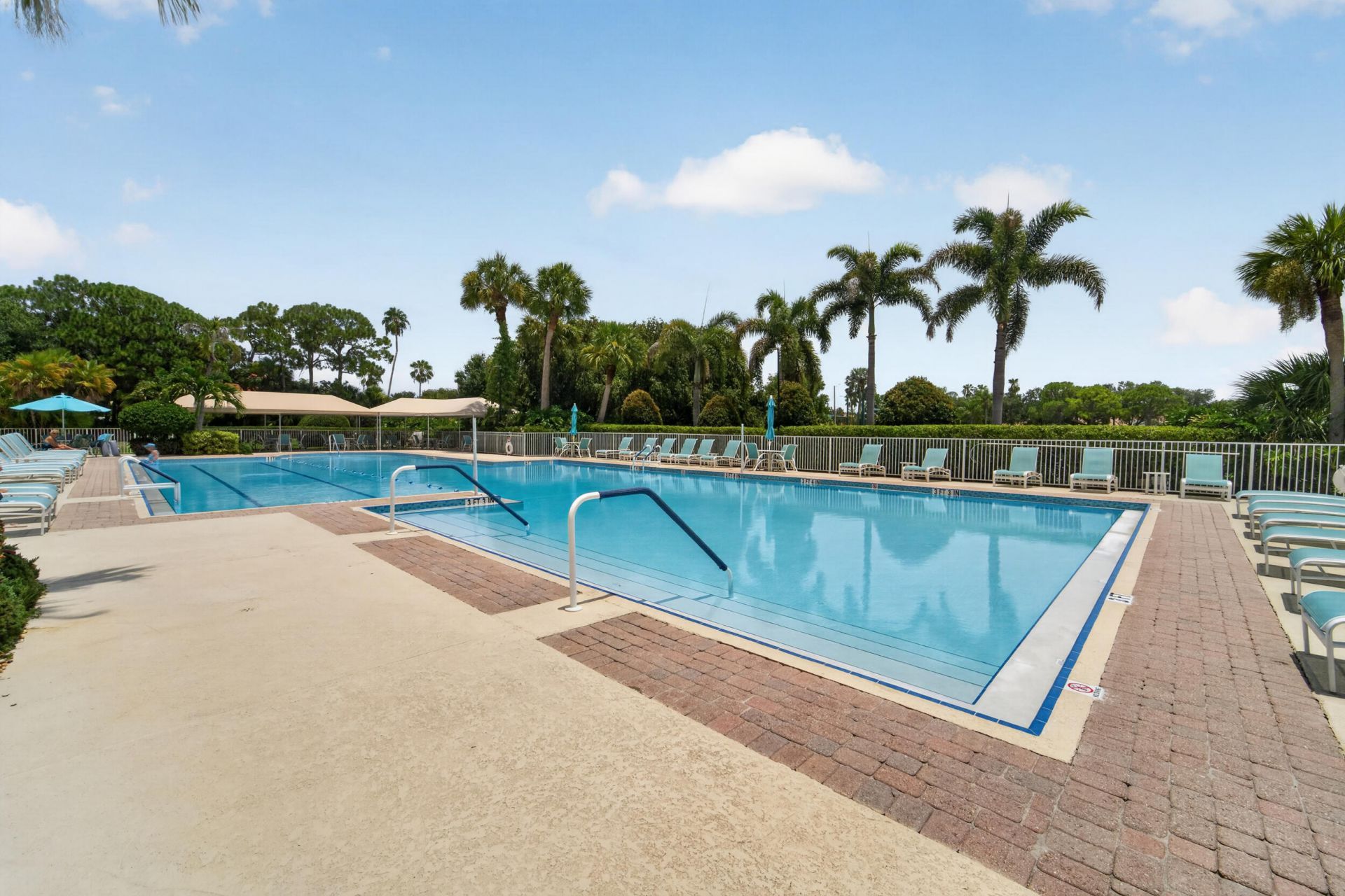 562 NW Lambrusco Drive, Port Saint Lucie, FL 34986 Photo