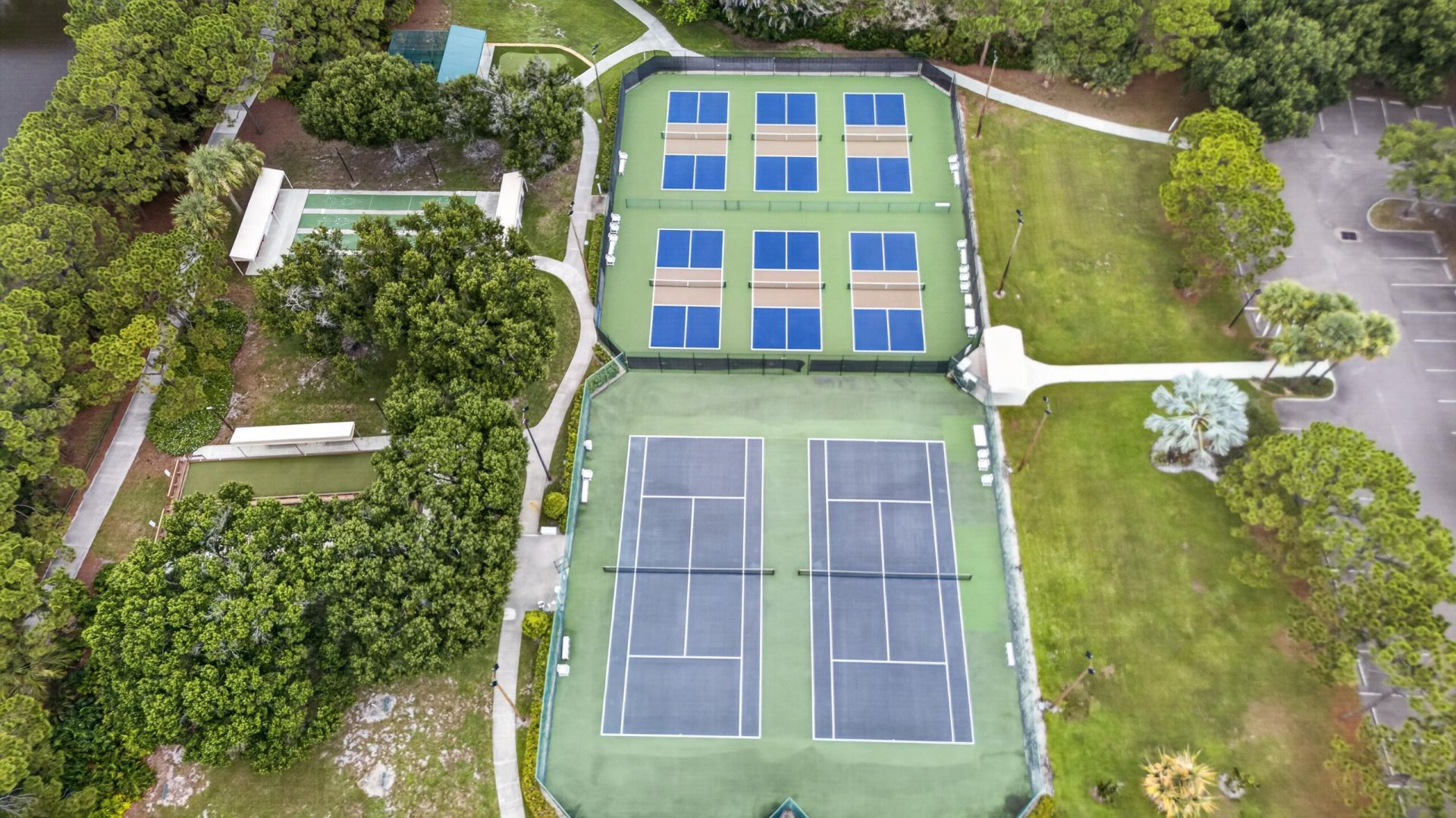 562 NW Lambrusco Drive, Port Saint Lucie, FL 34986 Photo