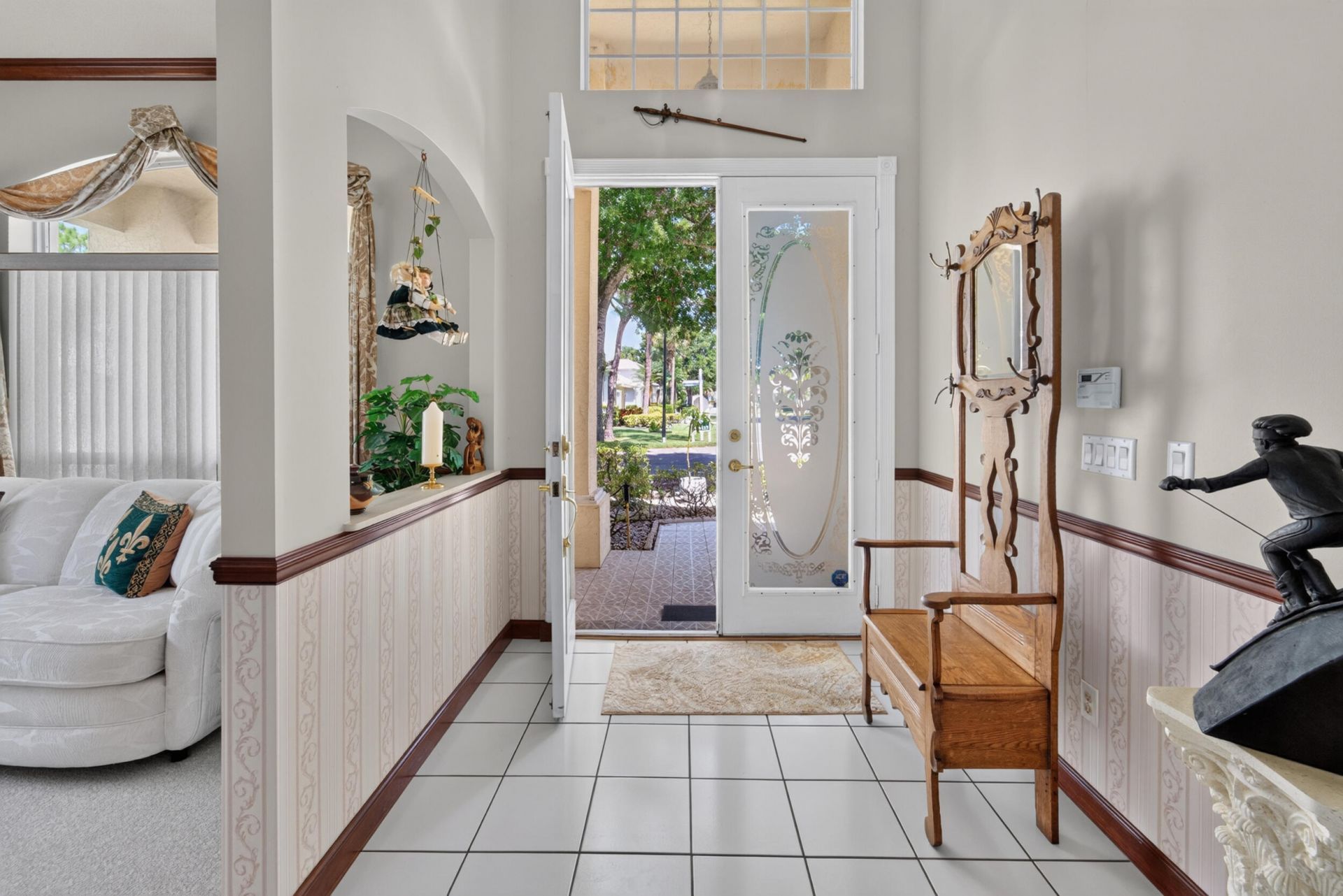 562 NW Lambrusco Drive, Port Saint Lucie, FL 34986 Photo