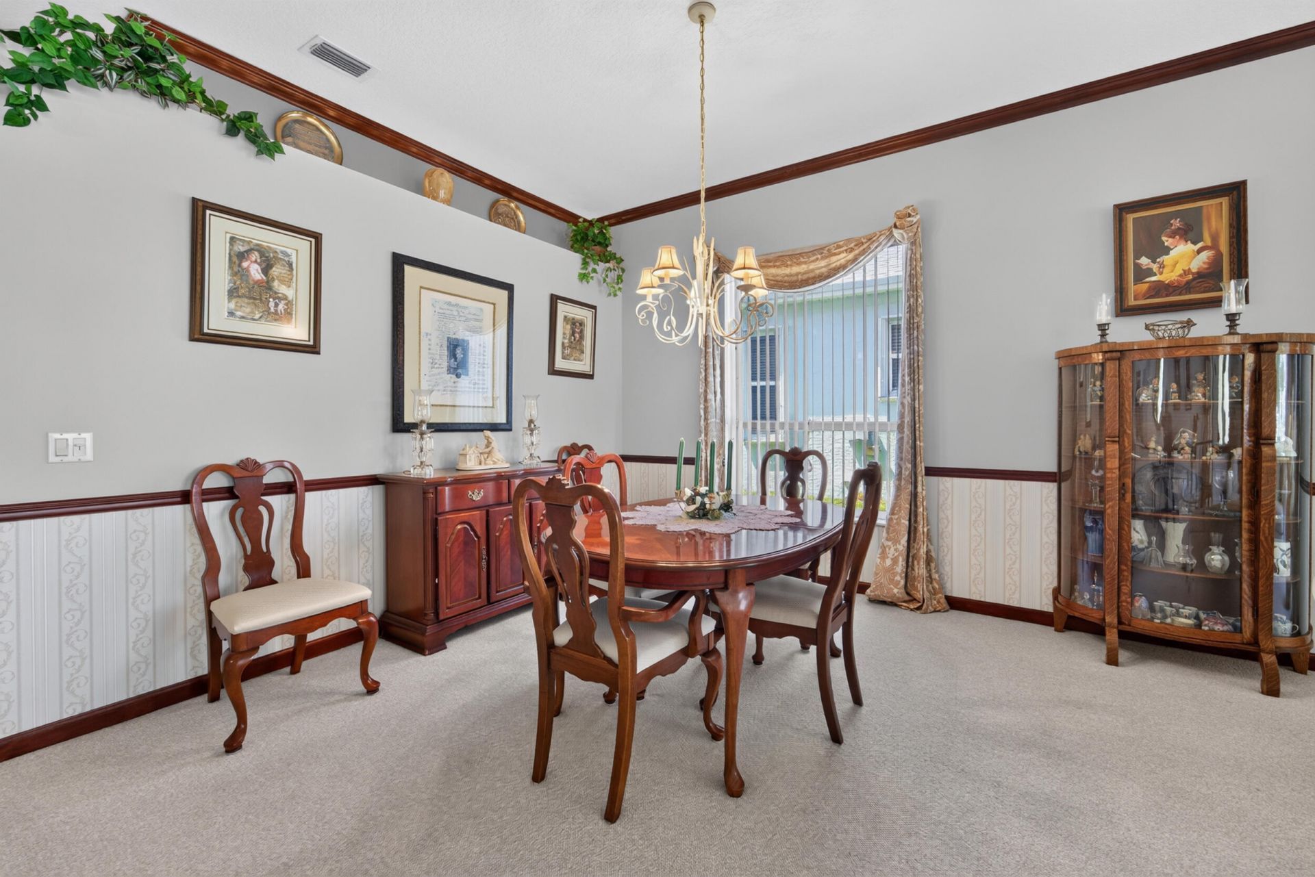 562 NW Lambrusco Drive, Port Saint Lucie, FL 34986 Photo