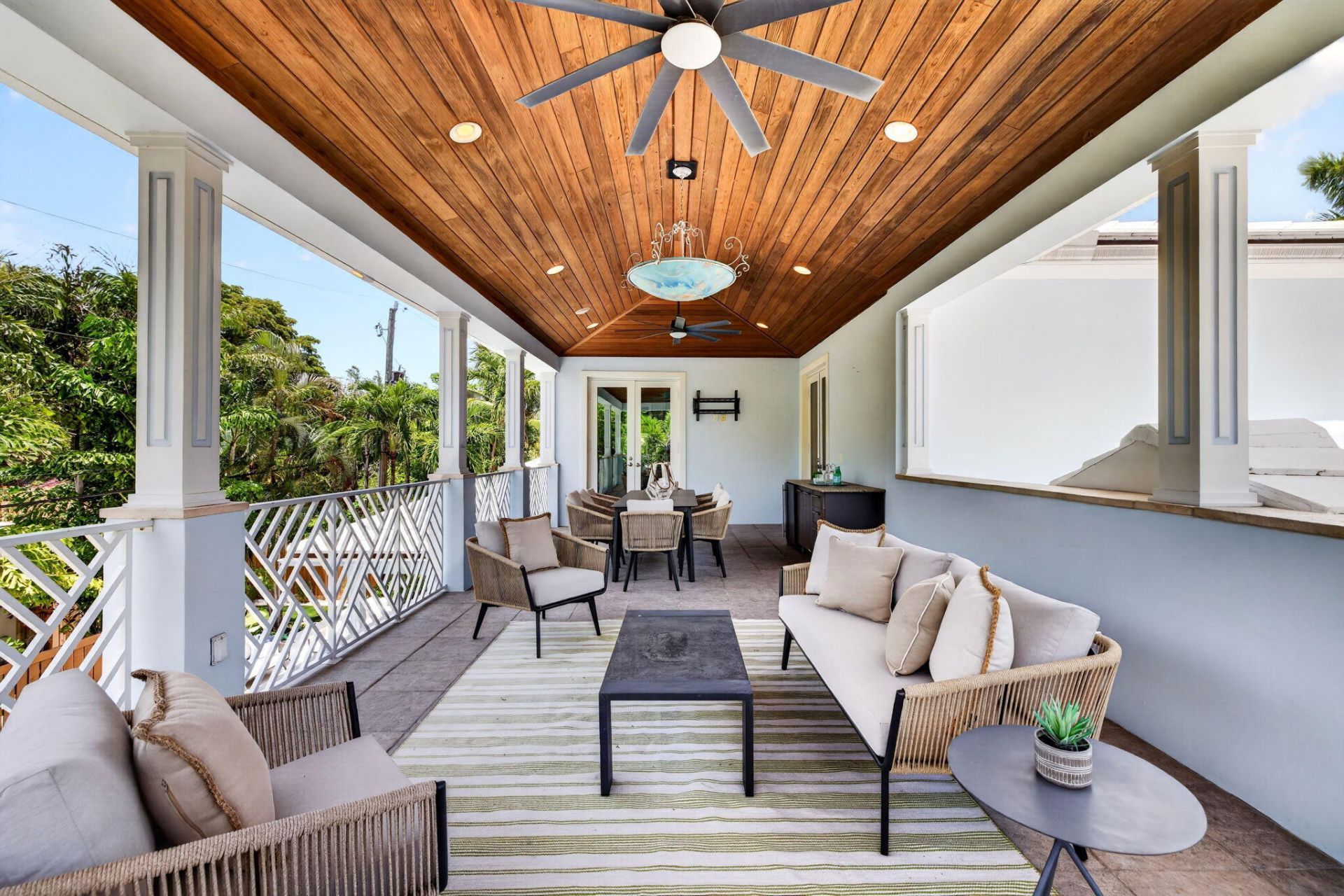 1329 SE 13th Terrace, Fort Lauderdale, FL 33316 Photo