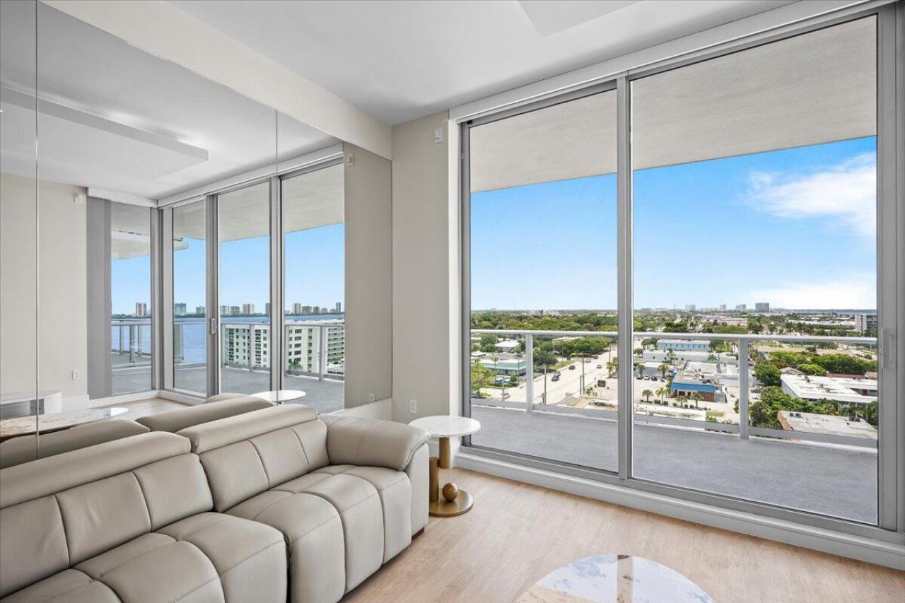 220 Lake Shore Drive, Unit 917, Lake Park, FL 33403 Photo