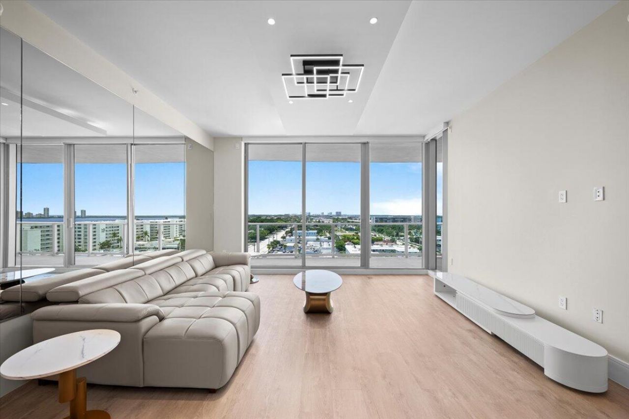220 Lake Shore Drive, Unit 917, Lake Park, FL 33403 Photo