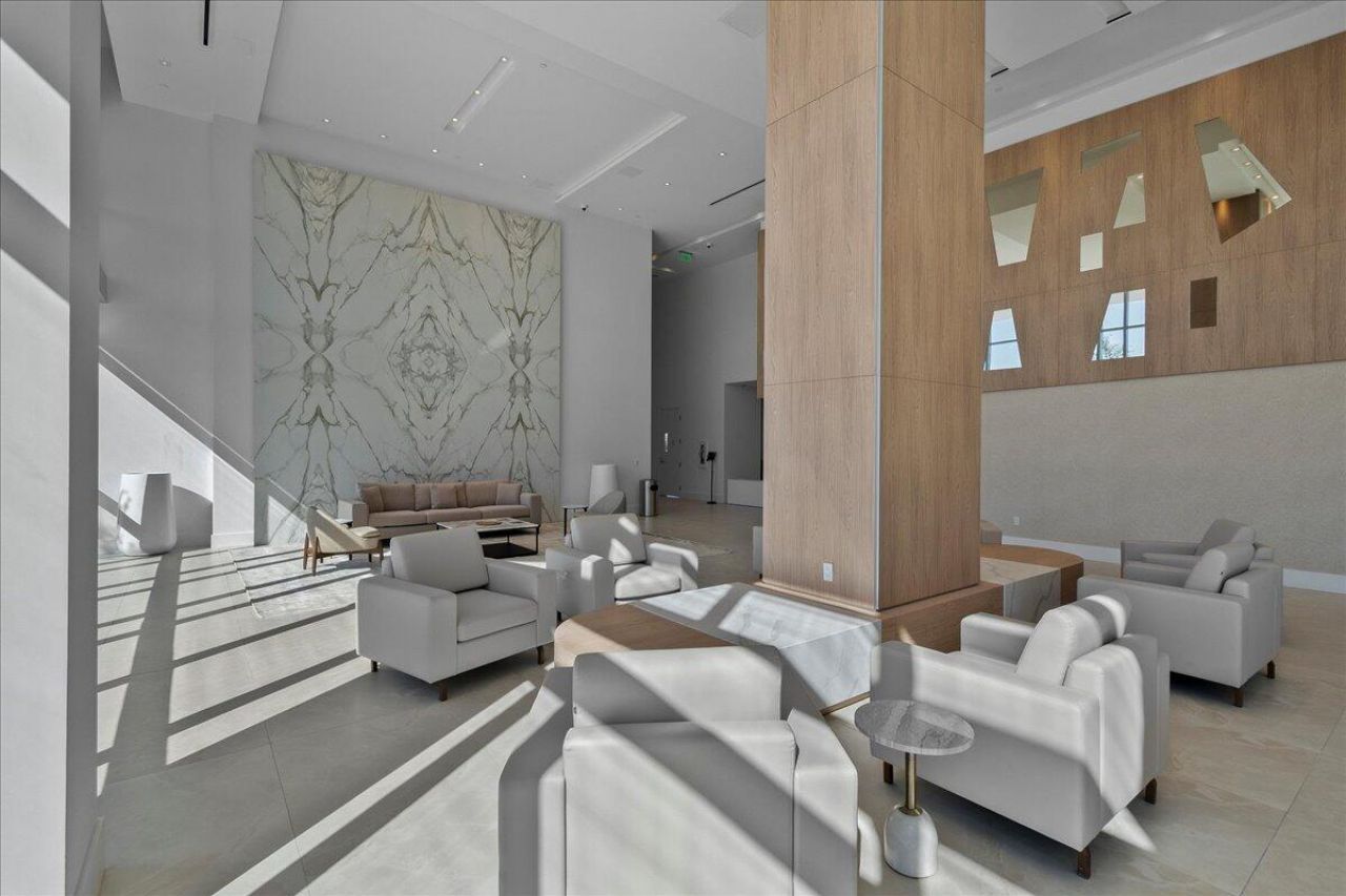 220 Lake Shore Drive, Unit 917, Lake Park, FL 33403 Photo