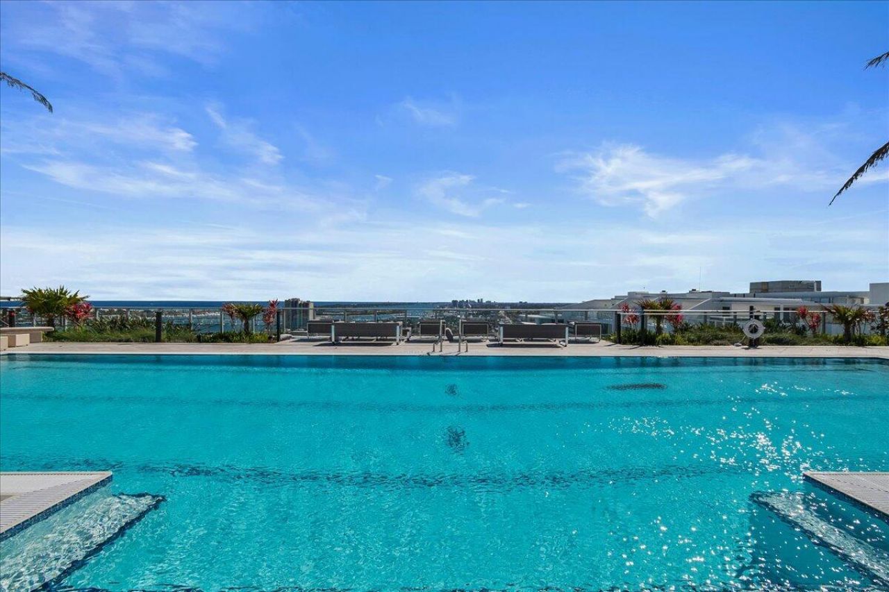 220 Lake Shore Drive, Unit 917, Lake Park, FL 33403 Photo