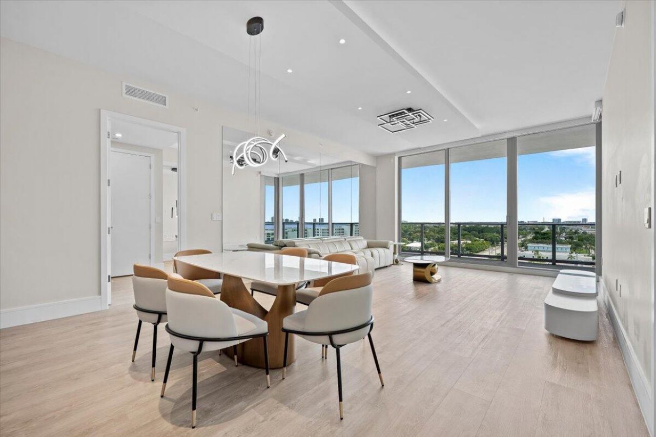 220 Lake Shore Drive, Unit 917, Lake Park, FL 33403 Photo