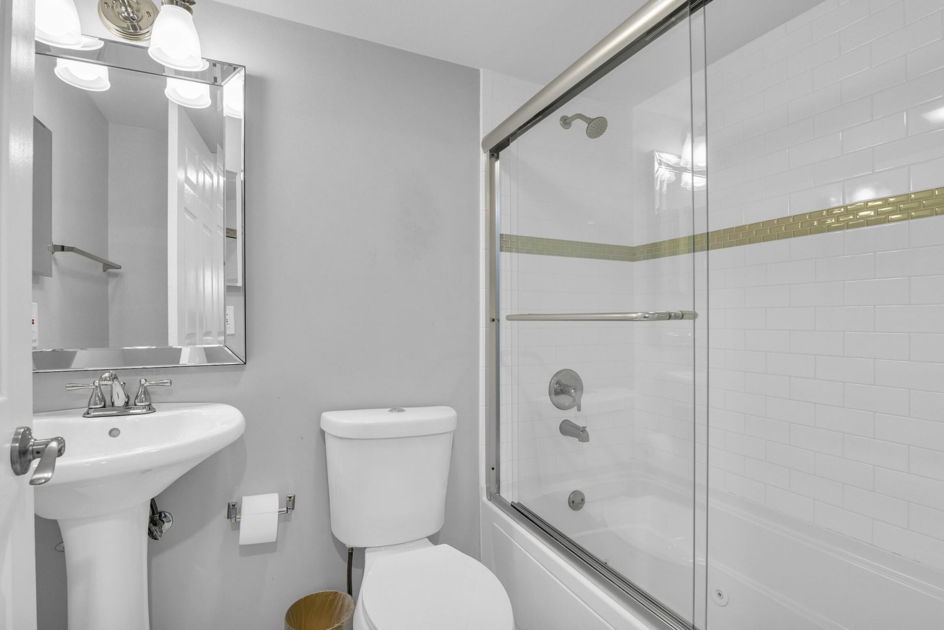 1030 Lake Shore Drive, West Palm Beach, FL 33403 Photo
