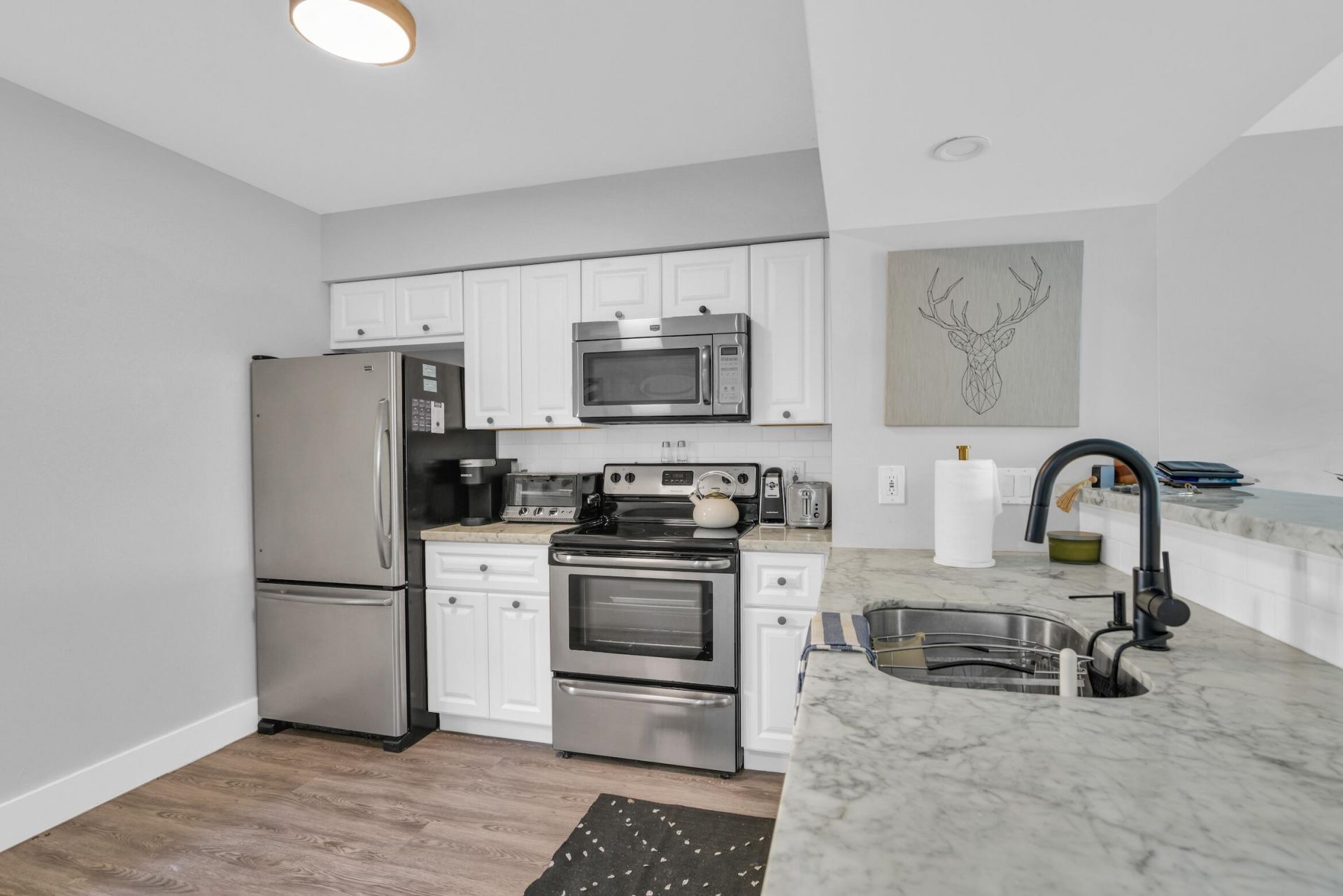 1030 Lake Shore Drive, West Palm Beach, FL 33403 Photo
