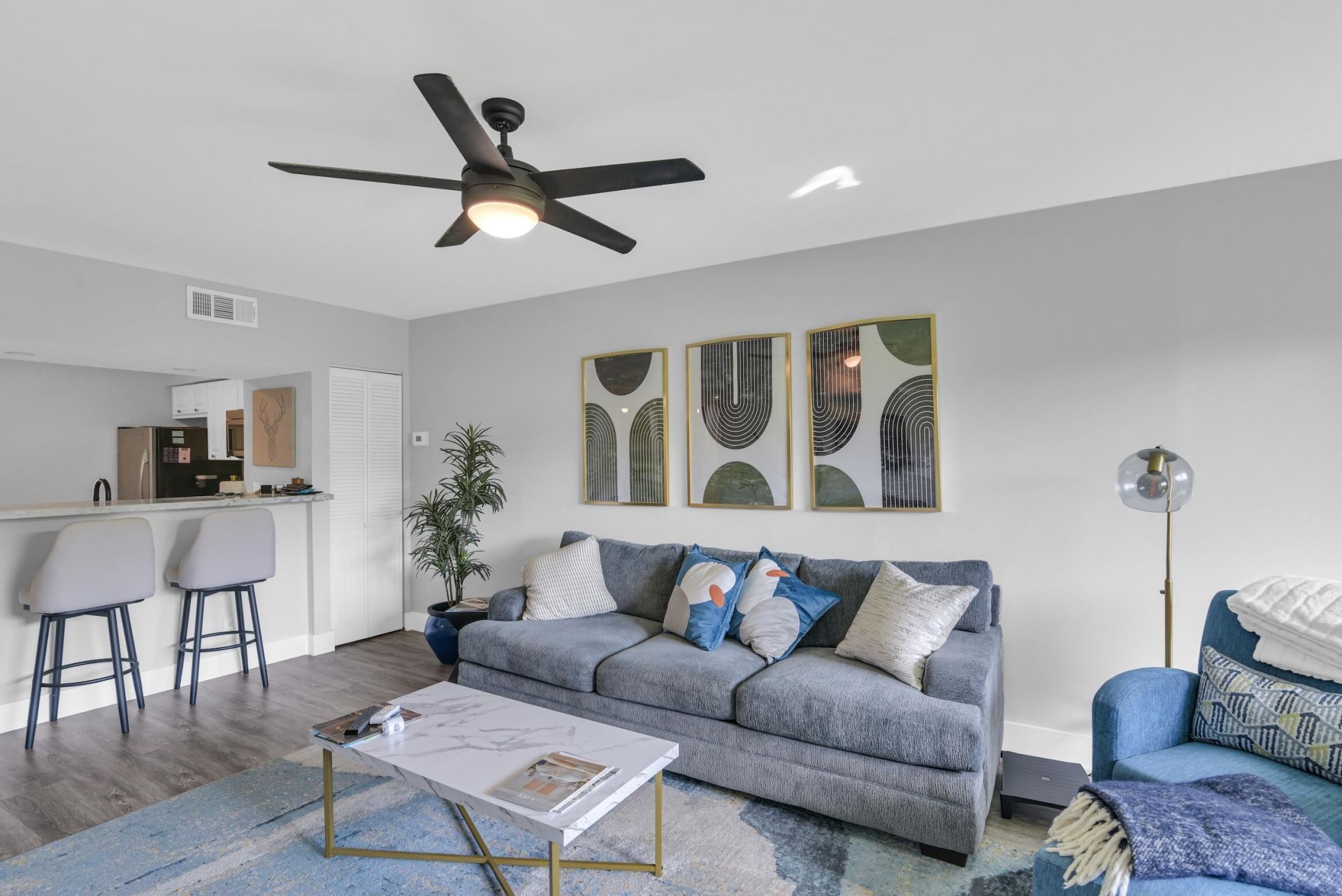 1030 Lake Shore Drive, West Palm Beach, FL 33403 Photo