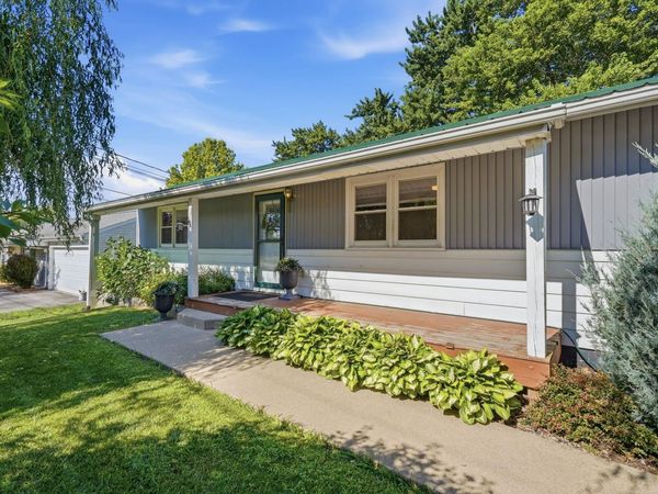 8880 N Badger Road, East Dubuque, IL 61025