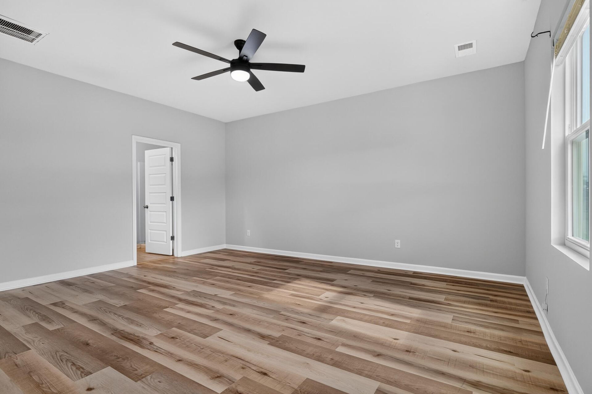 476 Camellia Bloom Drive Photo 18