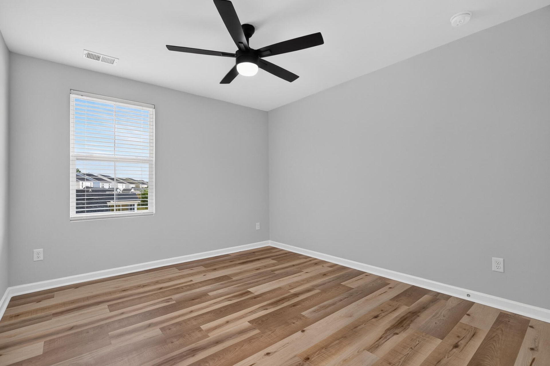 476 Camellia Bloom Drive Photo 34