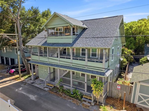 725 8TH STREET N, ST PETERSBURG, FL 33701