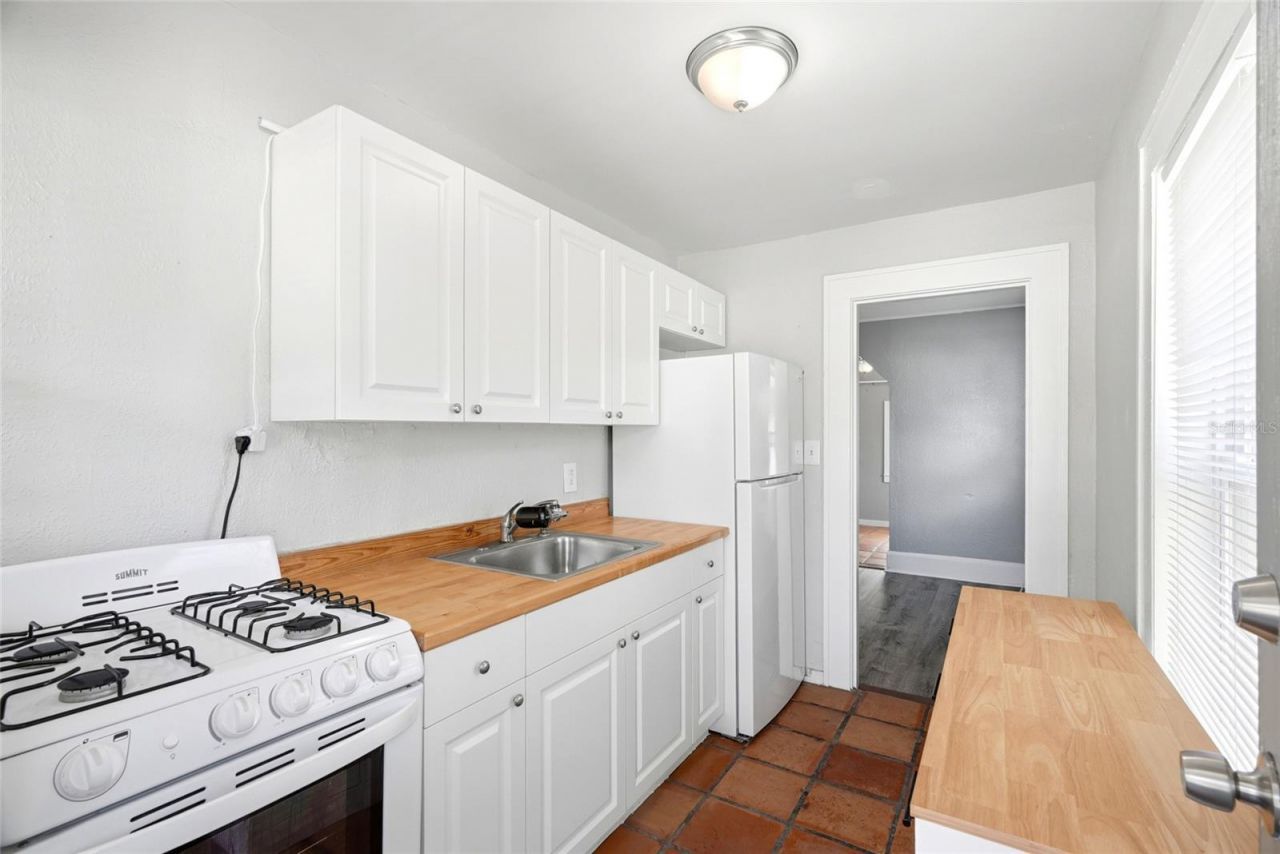 725 8th Street N, Saint Petersburg, FL 33701 Photo