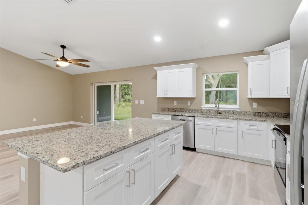 9944 N Wayland Avenue, Citrus Springs, FL 34434 Photo