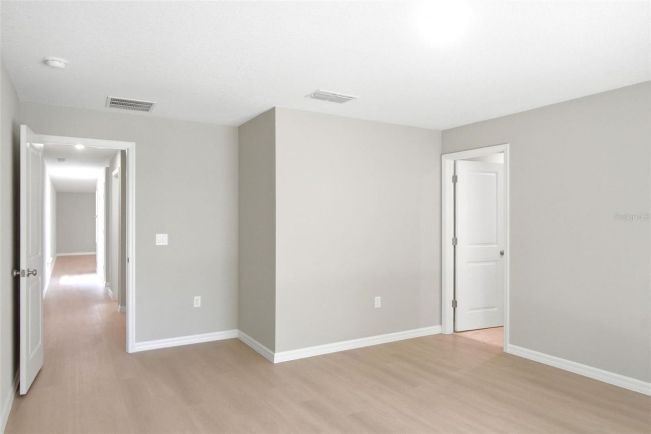 2107 Suanee Avenue , Unit 200, Eustis, FL 32726 Photo